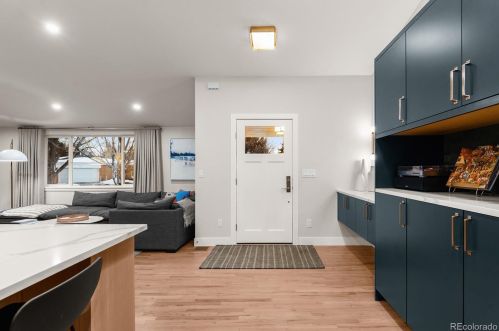 2832 Race St, Denver, CO 80210-6327