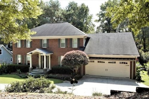 453 Bellflower Ct, Roswell, GA 30076-3383
