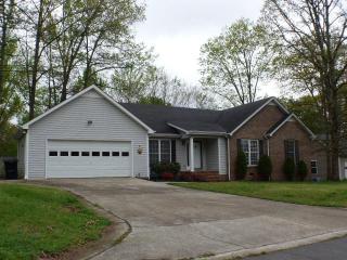 115 Jennings Cir, Tullahoma, TN 37388-8853