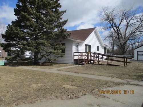 519 Walnut St, Turtle Lake, ND 58575-4203