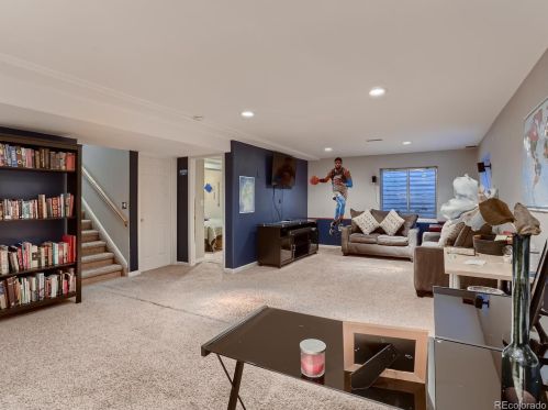 16245 Phillips Dr, Englewood CO 80112-4603 exterior