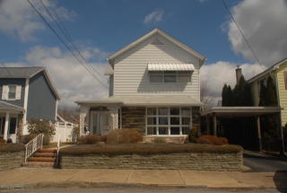 142 Lambert St, Pittston PA  18640-2015 exterior