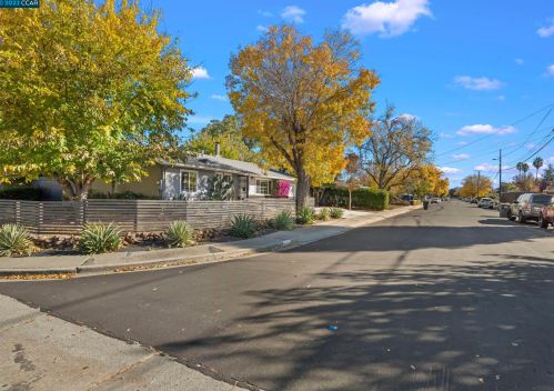 2245 Krueger Dr, Concord CA  94520-1750 exterior