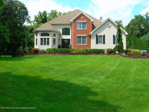 8 Patriots Way, Middletown, NJ 07748-2442