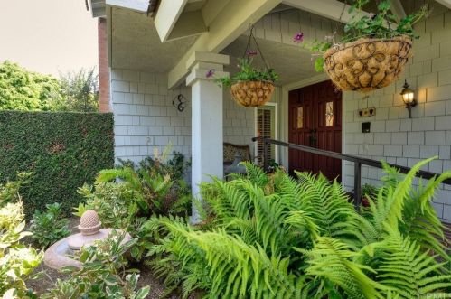 1 Aberdeen St, Irvine, CA 92620-3302