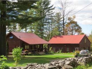 100 Hayward Rd, Unity, NH 03773-6402