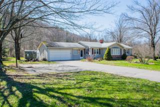 125 Hartford Rd, Simsbury, CT 06070-2531