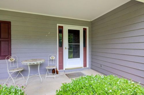 1931 Gleaton Rd, Conyers, GA 30013-1151