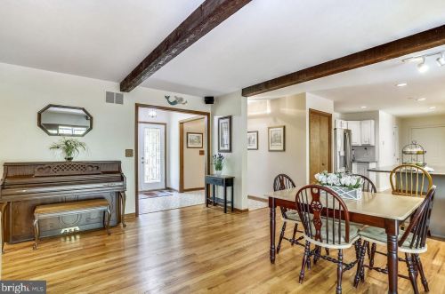 737 Sharpsburg Dr, Davidsonville MD 21035-1927 exterior