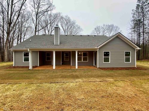 133 Garnett Ward Rd, Hull, GA 30646-3328