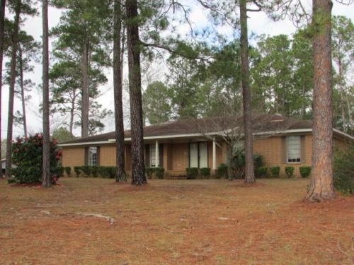 242 Oglethorpe Ave, Johnson Corner, GA 30436-7276