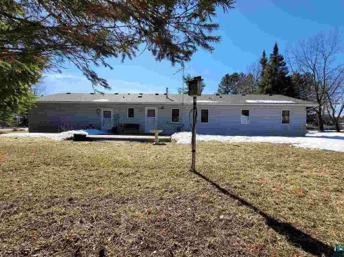 301 Goad Dr, Wrenshall, MN 55797-5005