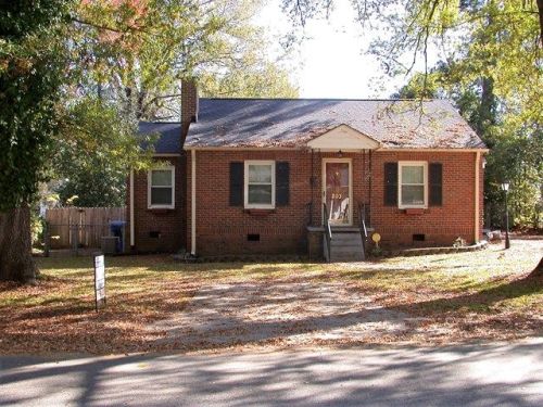203 Bowles Ave, Greenwood, SC 29649-1505