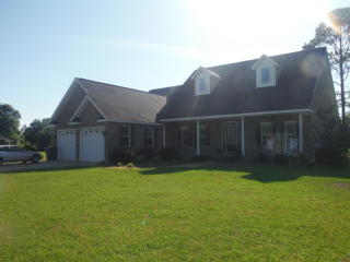 104 Vixenhill Dr, Jesup, GA 31546-4740