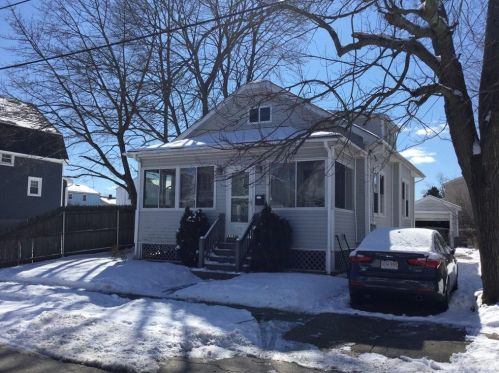 72 Westwood Ave, Providence, RI 02905-1328
