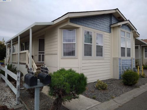 29034 Windemere Rd, Hayward, CA 94544-6331