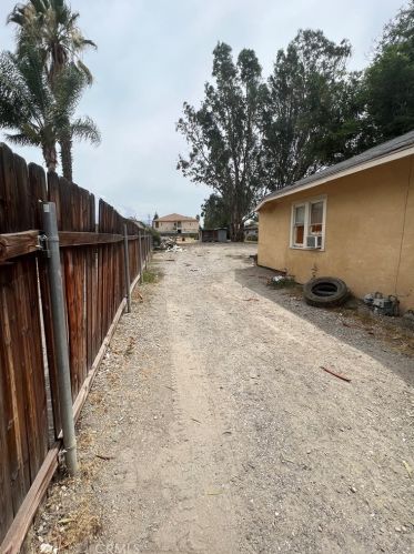 10617 Ohio St, Loma Linda, CA 92354-1813