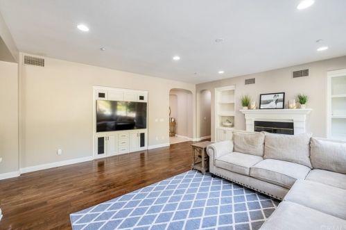 3476 Deep Waters Ct, Simi Valley CA  93065-0587 exterior