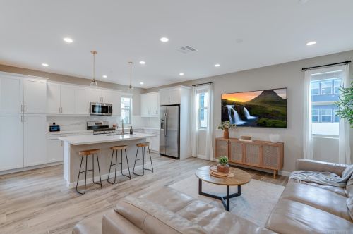 16755 Coyote Bush Dr, San Diego, CA 92127