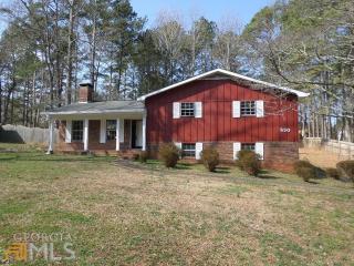 530 Mary Erna Dr, Fairburn, GA 30213-2796