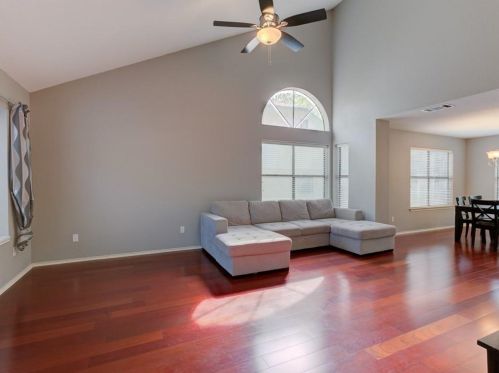7105 Boniface Ln, Austin, TX 78729-7781