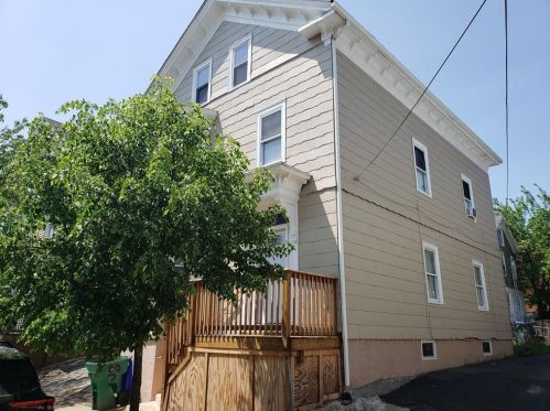 58 Bowdoin St, Providence, RI 02909-2609
