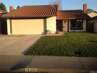 14382 Majorca Ave, Irvine CA  92606-1722 exterior