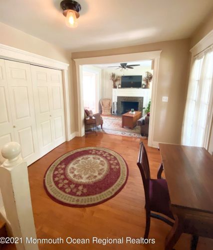 1605 Sunset Ave, Tinton Falls NJ  07712-4871 exterior