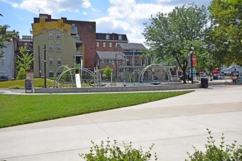 18 13th St, Cincinnati OH  45202-7156 exterior