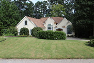 205 Apple Ln, Mc Cormick, SC 29835-3339