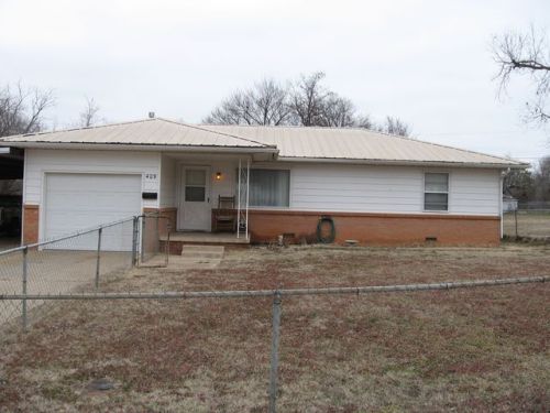 409 Park St, Tecumseh, OK 74873-3024