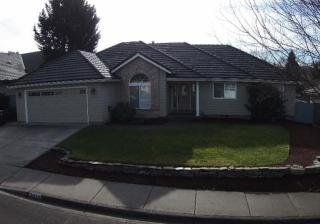 2470 Greenridge Dr, Medford, OR 97504-3673