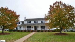 11 Mountain Crest Dr, Taylors, SC 29687-6143
