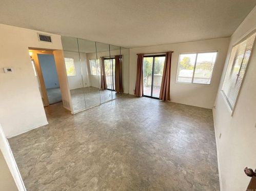 3726 Gail Dr, Oceanside, CA 92056-4123