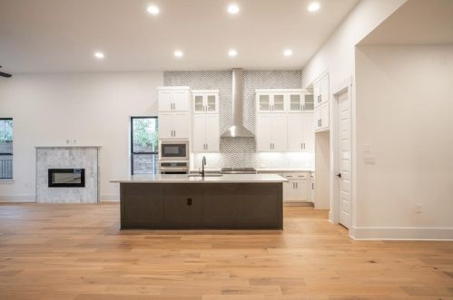2507 Euclid Ave, Austin TX  78704-5418 exterior