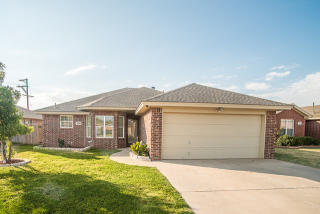 2503 108th Dr, Lubbock, TX 79423-6038