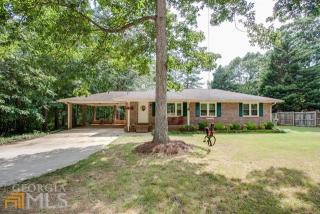 1819 Oak Spring St, Statham, GA 30666-1550