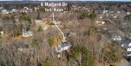 6 Mallard Dr, York, ME 03909-1358