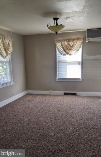 240 Fulton St, Ephrata PA  17522-2419 exterior