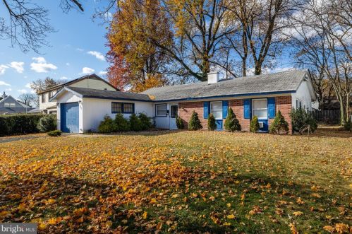 47 Shetland Ln, Willingboro, NJ 08046-1010