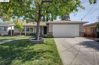 689 Mojave Ave, Livermore, CA 94550-5334