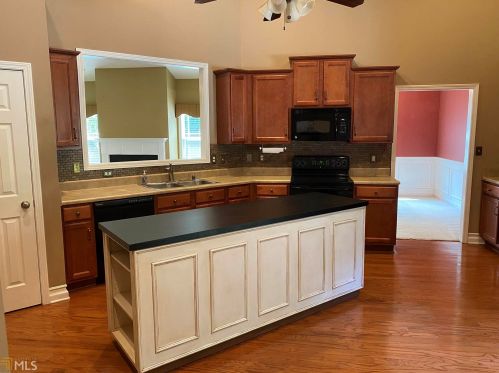 331 Allen Bridge Rd, Talmo, GA 30575-2315