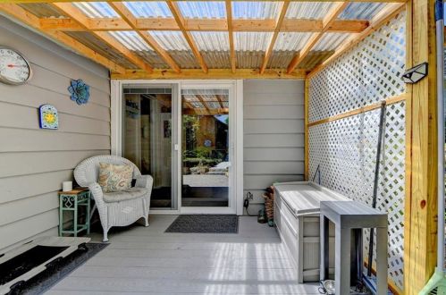2215 Edison Ave, Atlanta GA  30305-4310 exterior