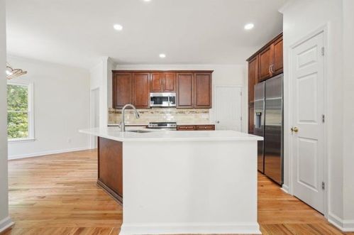 506 Chestnut Walk, Holly Springs GA  30114-7748 exterior