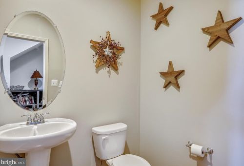 13782 Foggy Glen Dr, Silver Spring MD 20906 exterior