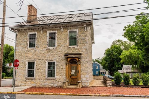 59 East St, Carlisle PA  17013-2505 exterior