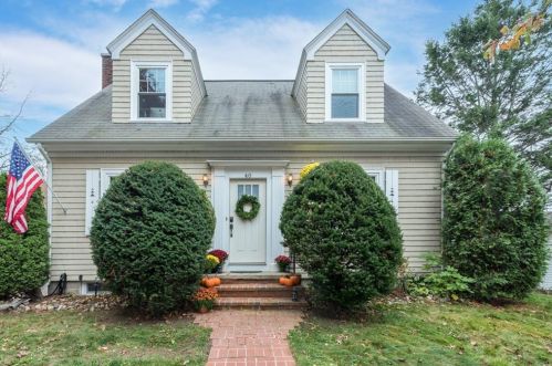 40 Rialto St, Providence, RI 02908-3813