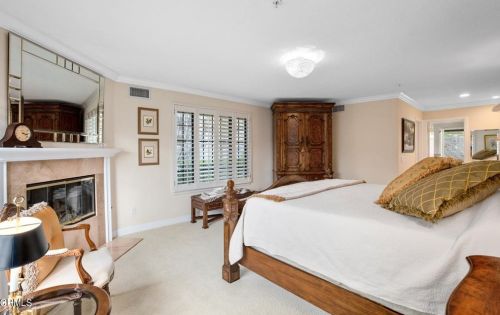 2036 Montecito Dr, Glendale CA  91208-1824 exterior