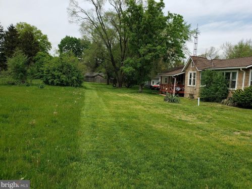 1010 Harrisburg Pike, Carlisle PA  17013-1615 exterior