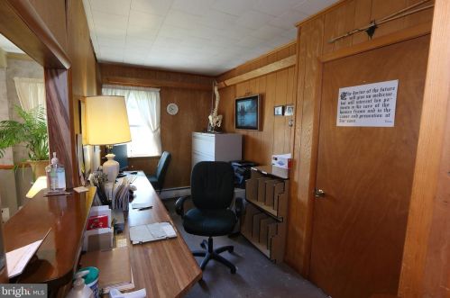 25 Roosevelt Blvd, Lancaster PA  17601-4039 exterior